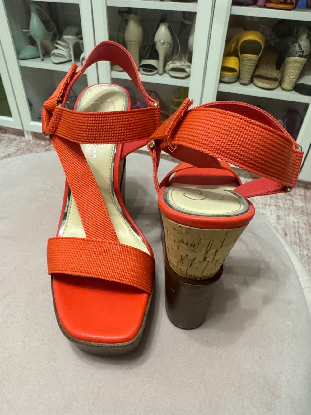 NEW Jessica Simpson Vibrant Orange T-Strap Block Heel Platform Sandals - Picture 2 of 7